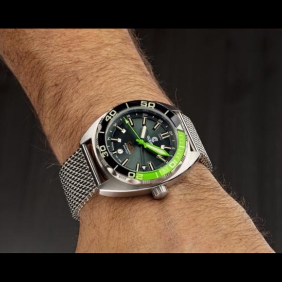 Ocean Crawler Diver GMT Watch Sapphire Crystal 44m - Picture 5 of 9